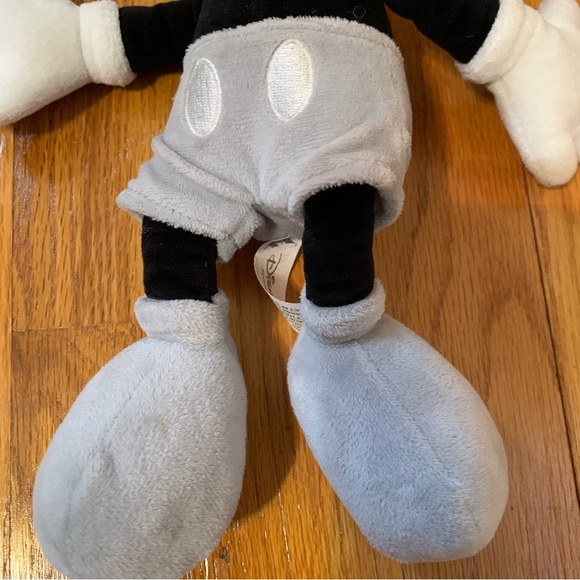 Set of two small Disney Mickey Mouse plushies - Picture 3 of 13